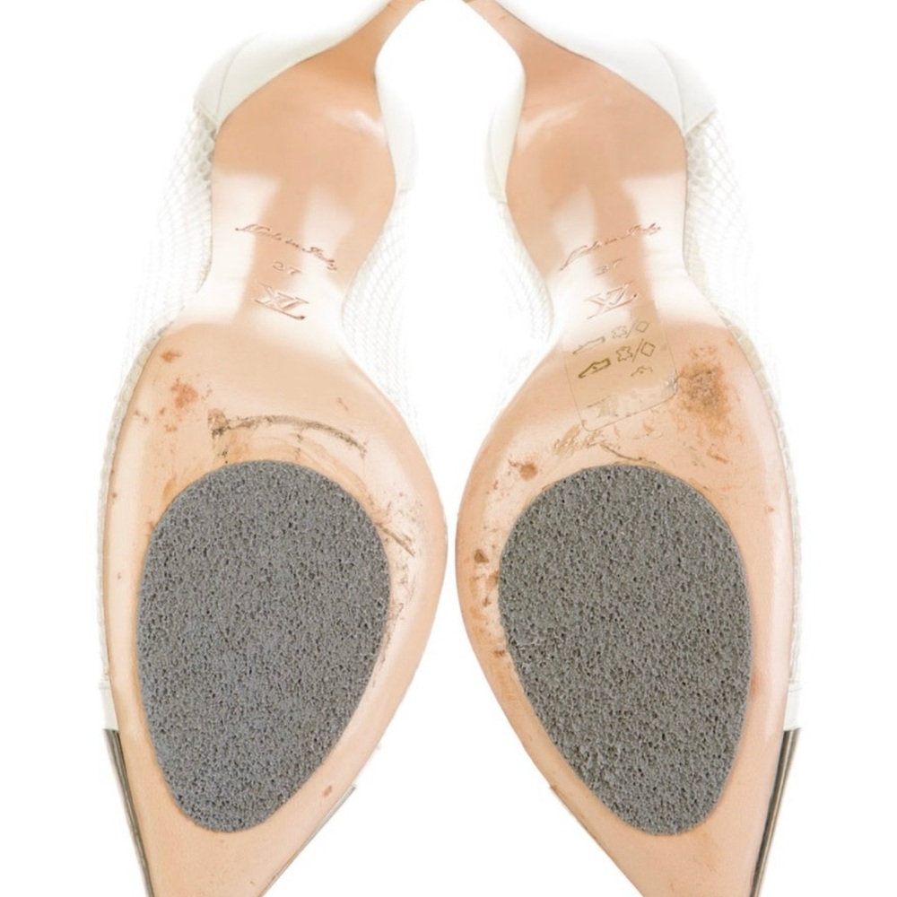 Louis Vuitton White and Silver Women's Shoes - Picture 4 of 4